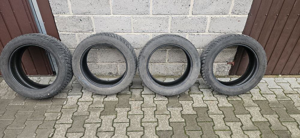 Nokian Tyres WR SUV 3 215/55 R18