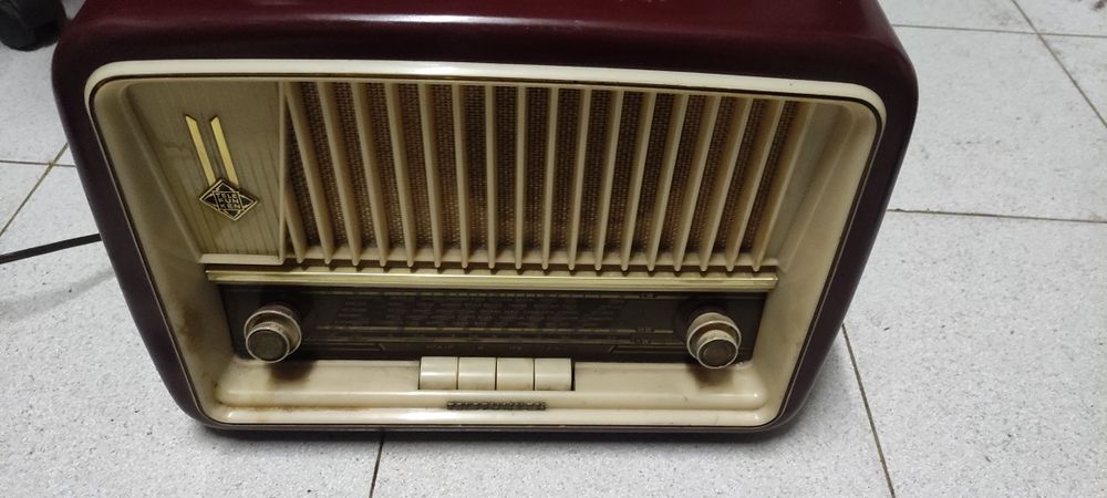 Telefunken 650 W