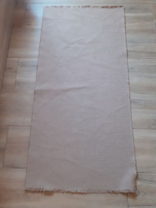 Tapetes creme semi novos