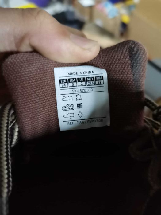 Bota Criança pouco uso