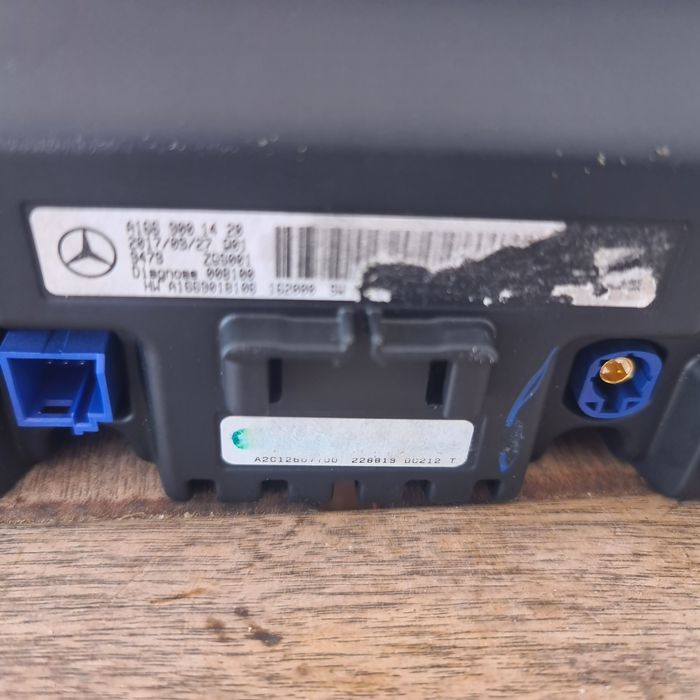 Ecrã Mercedes original
