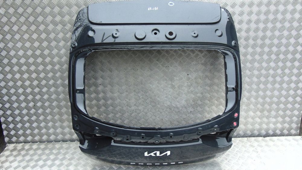 klapa tył tylna bagażnika kia proceed pro ceed 3 iii lift 21-