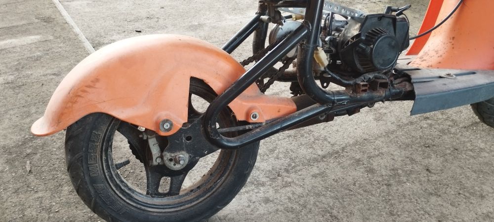 Продам дитячий саморобний 2тактний мопед.