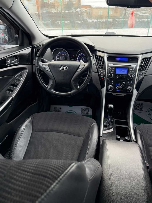 Продам Hyundai Sonata 2011 рік можлива розстрочка,кредит,обмін!