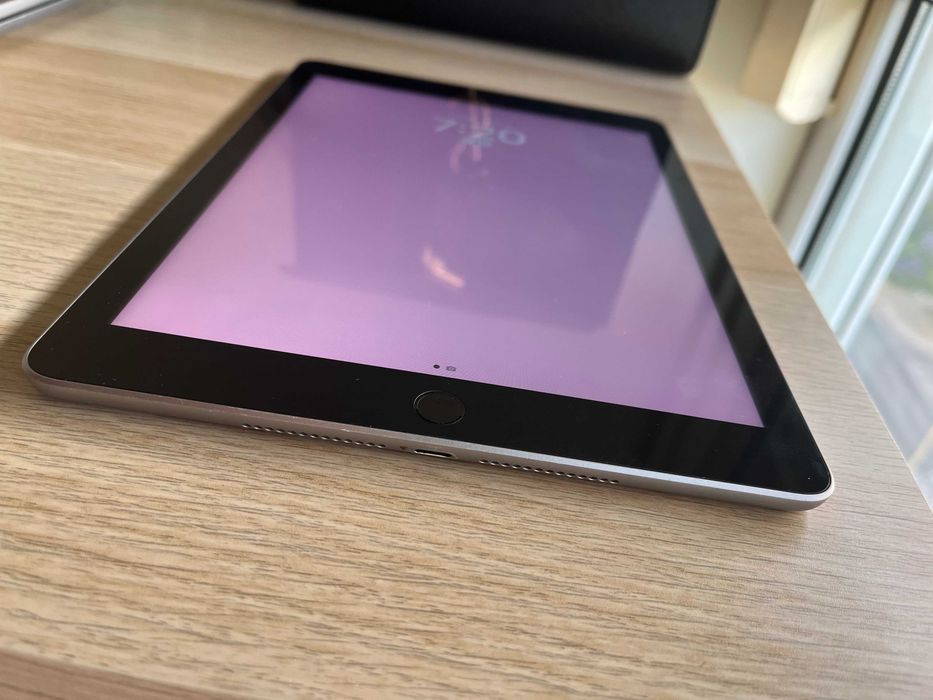 Apple iPad de 5ª geração (128GB)