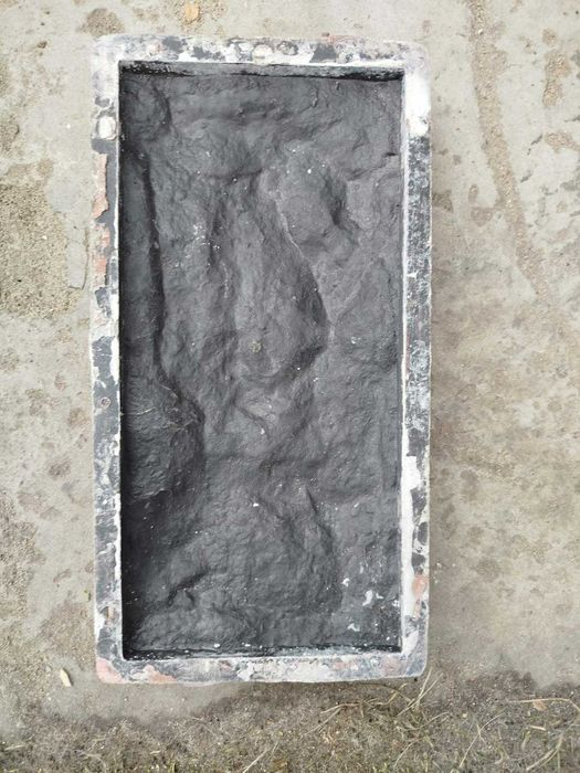 Форми для виготовлення тротуарної плитки б/в