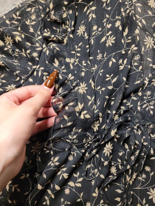 Літня сукня з рюшами