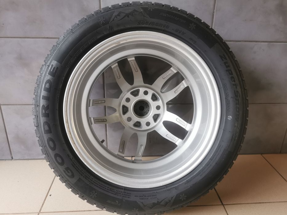Koła zimowe 205/55R16