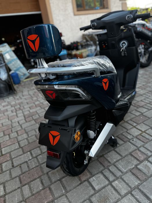 Електроскутер YADEA T5 та Т2