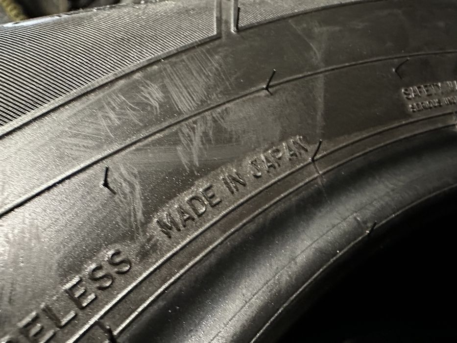 666 Комплект Летних шин R18 235/65 Dunlop Sport Maxx 050
