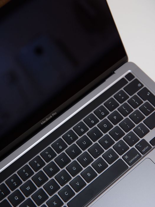 【奥田】MacBook Pro 13inch 2020 MacBook Pro (13-calowy, 2020 r., dwa porty Thunderbolt 3