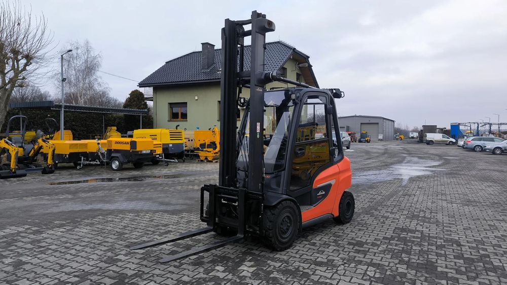 Linde H 30 T  UDT do 01/2027 Pełna kabina - klimatyzacja - nowe opony