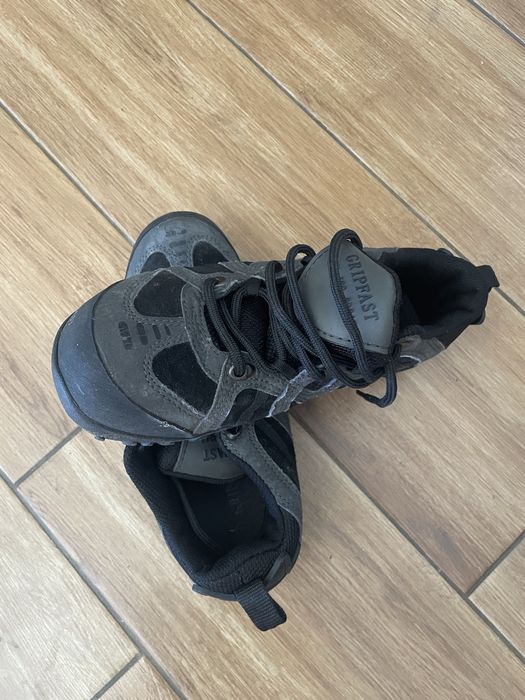 Fajne buty 36,5 unisex do ogrodu itd.