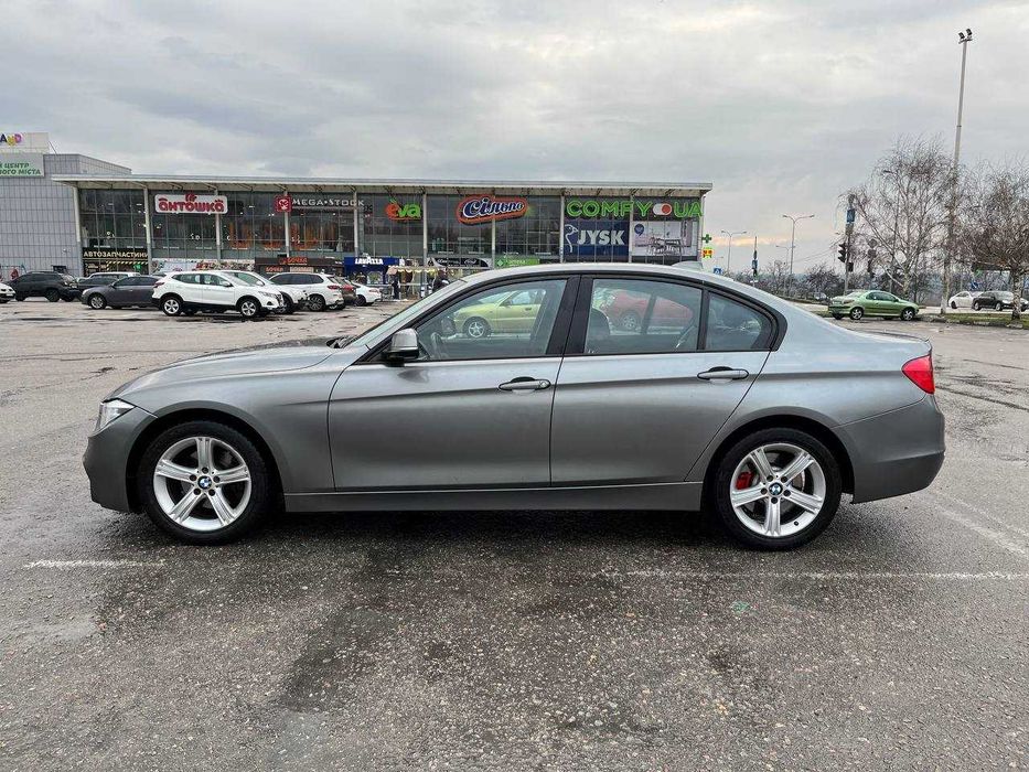 BMW F30 328i 2012