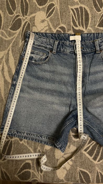 Джинсові шорти з високою посадкою H&M