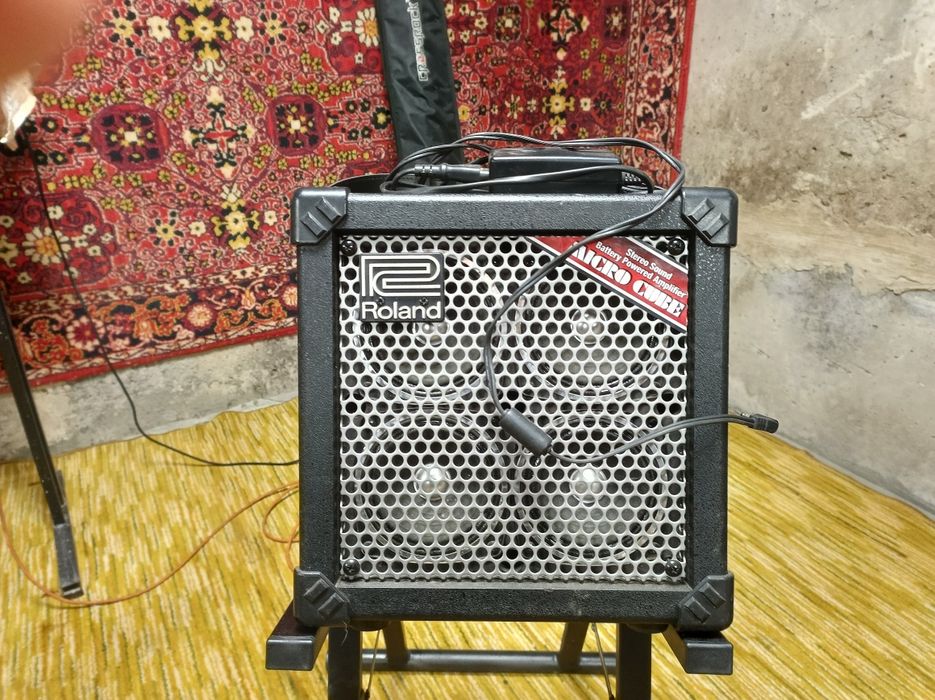 Гитарный комбик Roland mikro cube RX