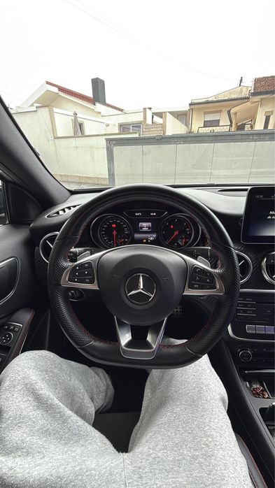 Mercedes-Benz A 180 CDI AMG | 2018 | Automático | 68.000 km