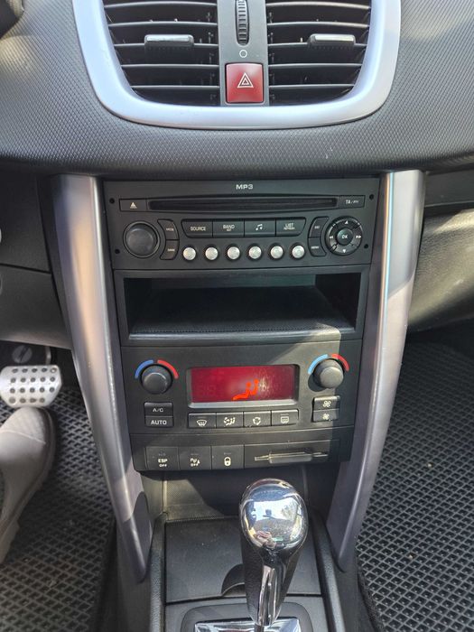 Продам Peugeot 207 CC (кабриолет)