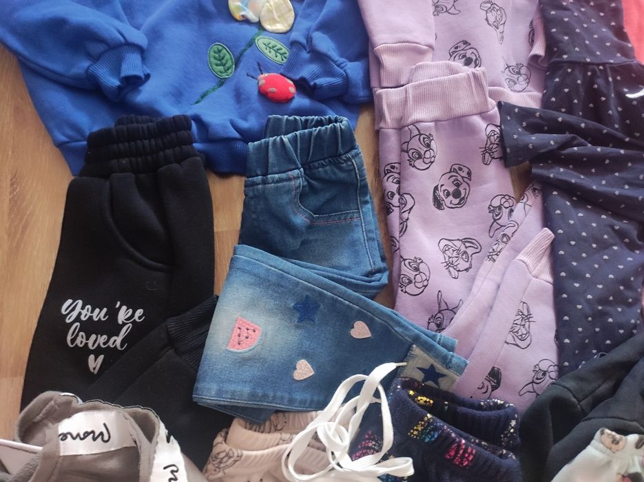 Пакет одягу для дівчинки теплий 98 розмір