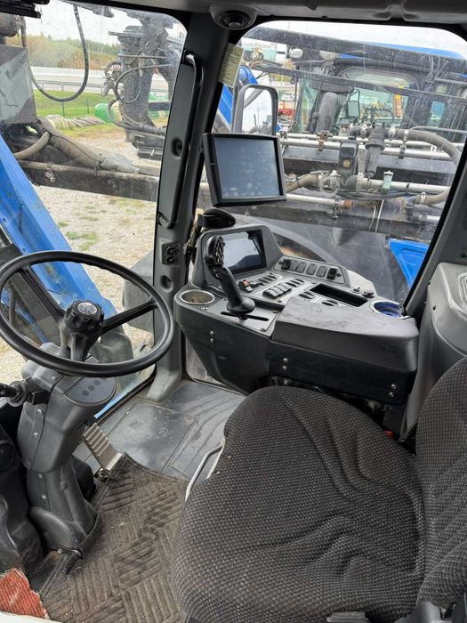 оприскувач самохідний New Holland SP275F