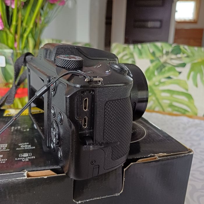 Aparat Nikon B600