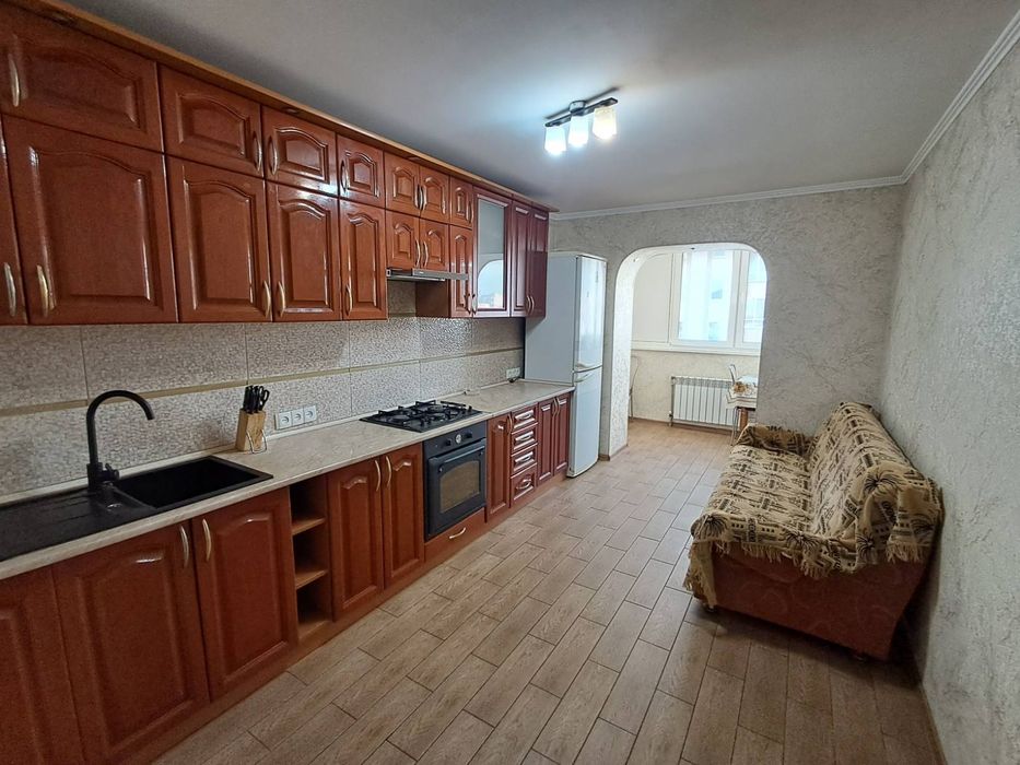 Здам 1 кімнатну квартиру в новобудові — Замостянська.