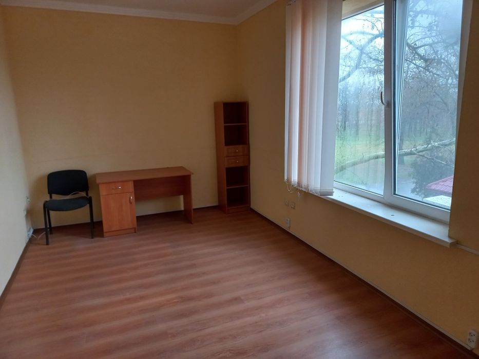 Сдаётся в аренду офисное помещение.