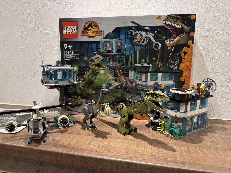 Lego 76949 Oryginal Gigantosaurus i Therizinosaurus Attack klocki