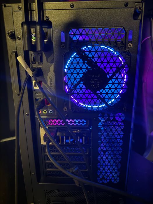 G4M3R HERO R7-7800X3D/64GB/2TB/RTX5070Ti/W11x