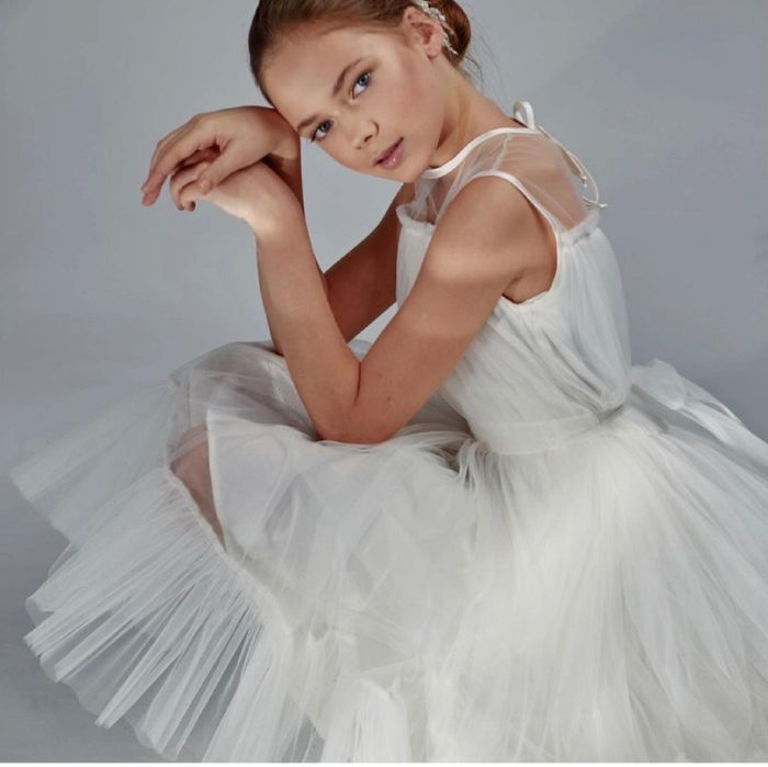 Сукня для дівчинки на 11-12 років.