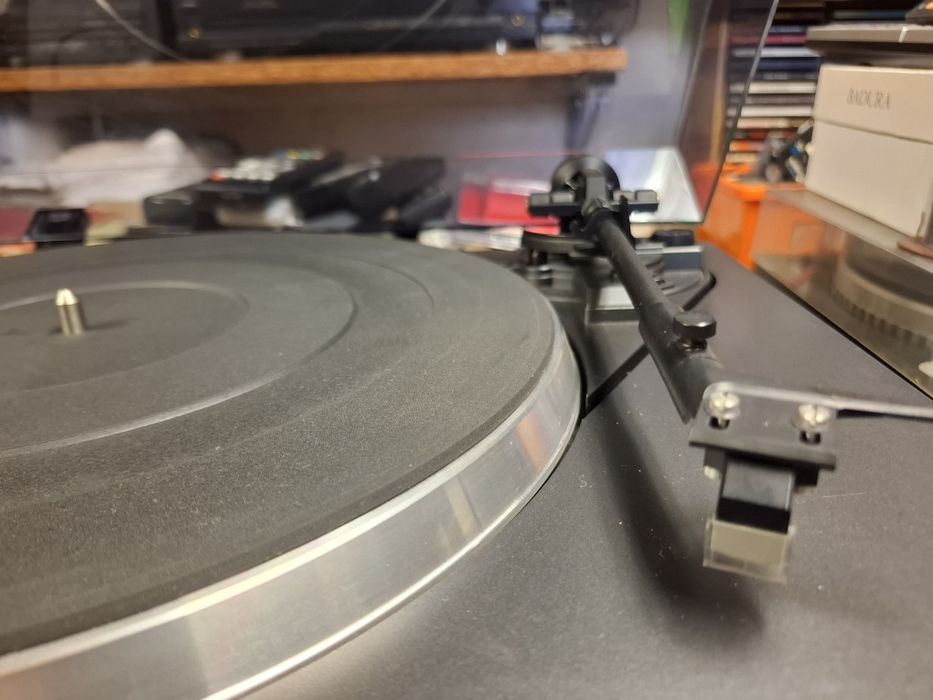 Gramofon Onkyo CP-1200A