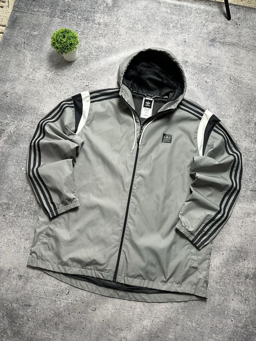 track jacket - купити товари моди та стилю - Ціна на OLX.ua