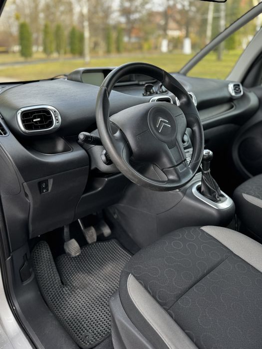 Citroen C3 Picasso 2010 VIN VF7SH5FW0AT517374 фото оголошення 9 з 23