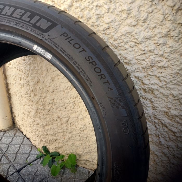 Pneu Michelin medida 235/45 ZR/18