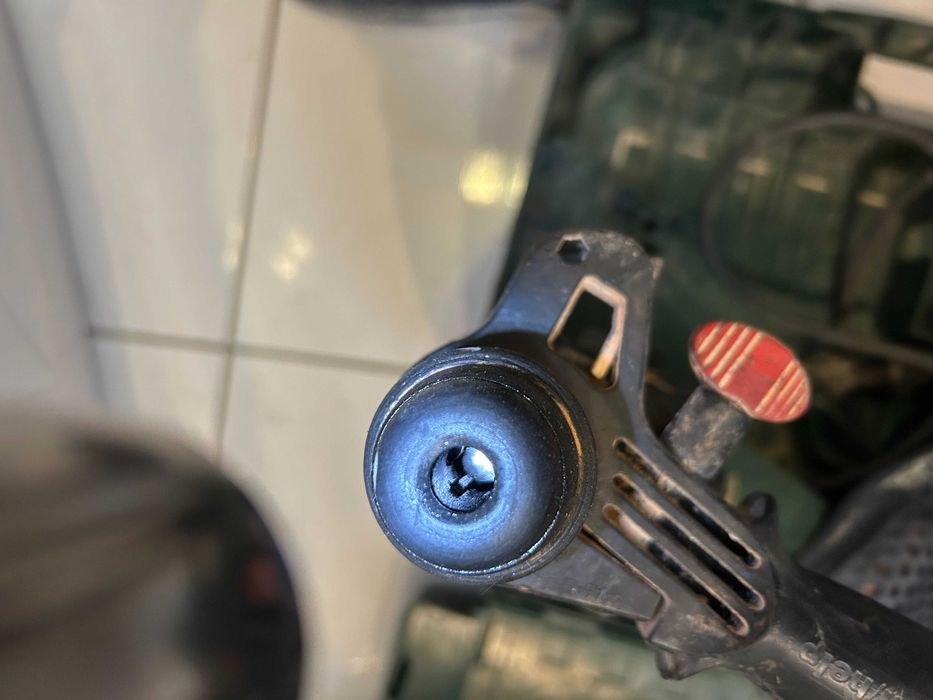 Перфоратор Bosch PBH 2800 RE