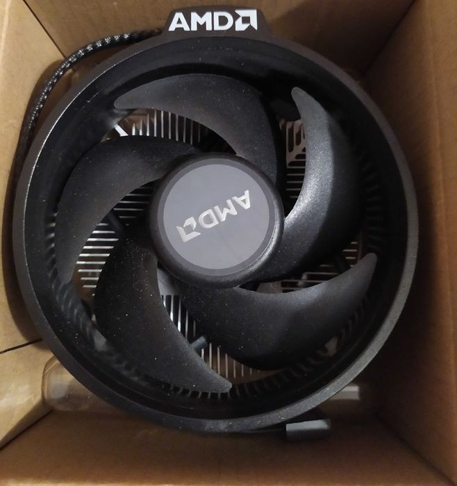 Wentylator komputerowy AMD nowy