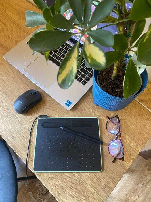 Графический планшет Wacom Intuos S Bluetooth Pistachio