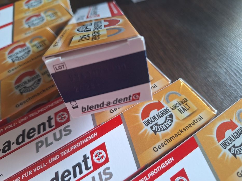16 x Blend-a-dent Plus klej do protez extra mocny