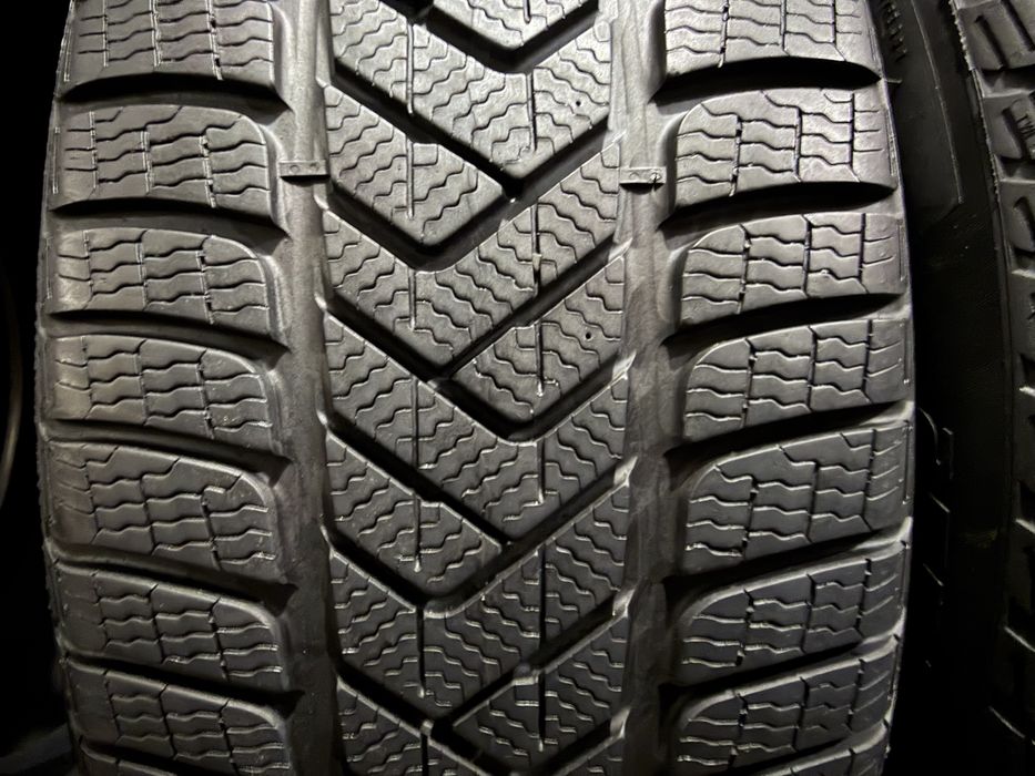 255/45 r19 Pirelli 4шт.