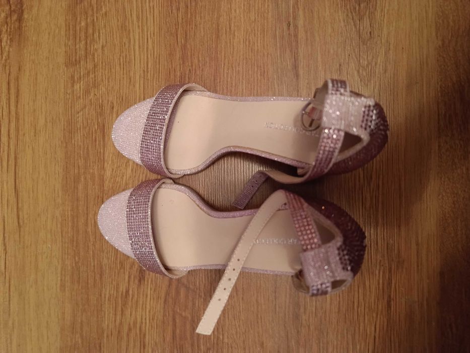 Star collection prześliczne wieczorowe buty rozm 37