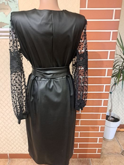 Продам платье 50 размер