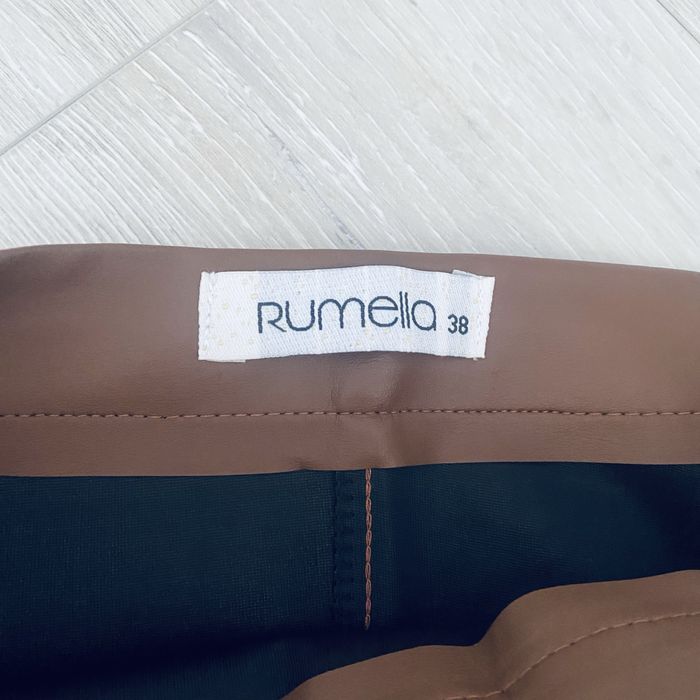 Спідниця екошкіри