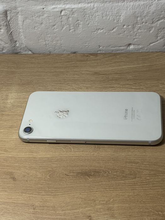 Iphone 8 128 GB Bateria 95% stan jak nowy