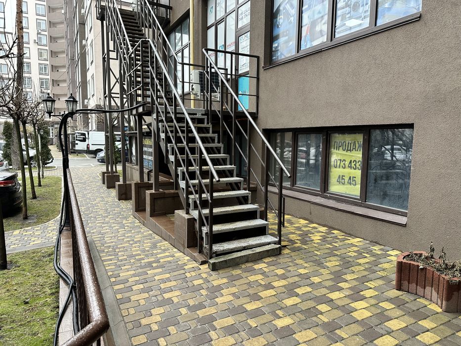 Продаж нежитлового приміщення в ЖК Парковий