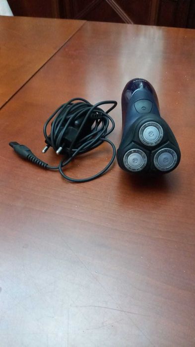 Máquina de barbear, Philips, series 1000