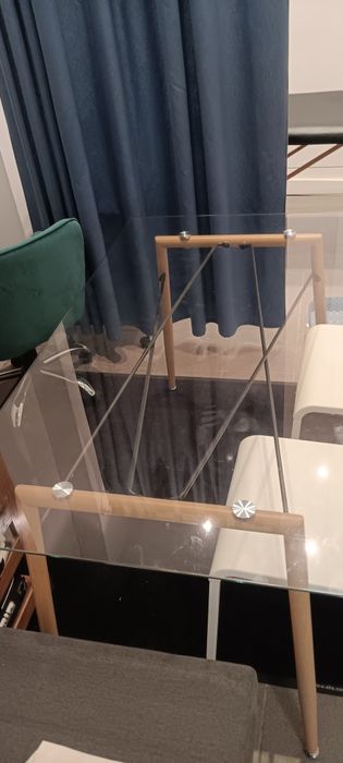 Mesa de vidro decorativa ou de jantar ou secretaria