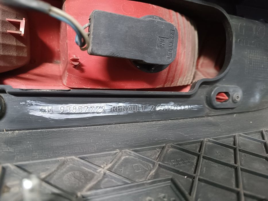 Farolim Esquerdo RENAULT TRAFIC II Autocarro - 93857722