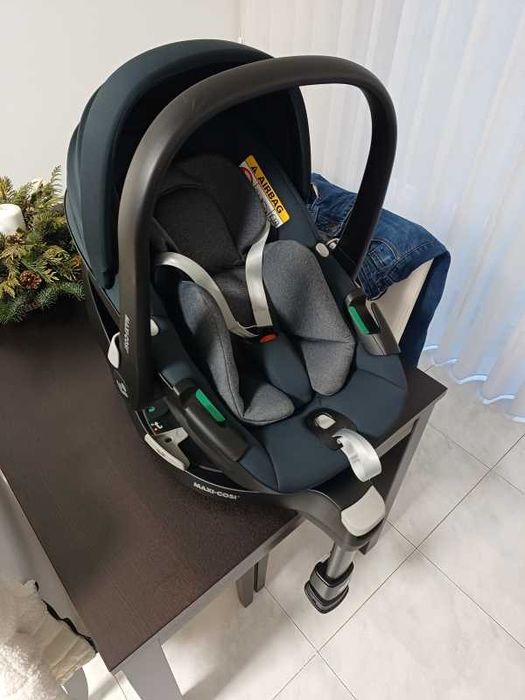 Maxi Cosi Pebble 360 com Isofix