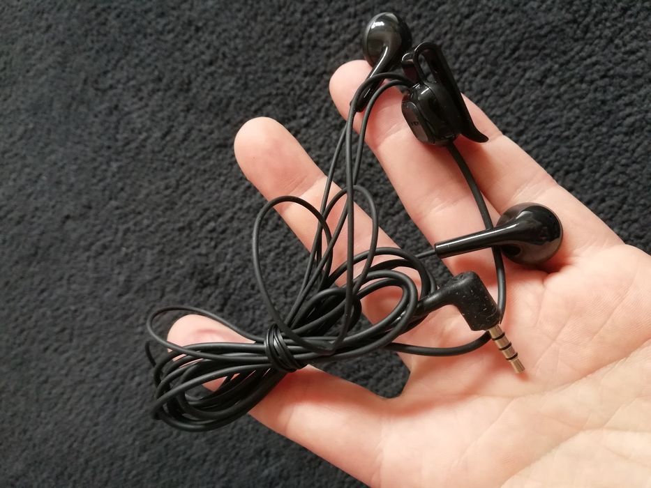 Conjunto de cabos e auriculares Nokia