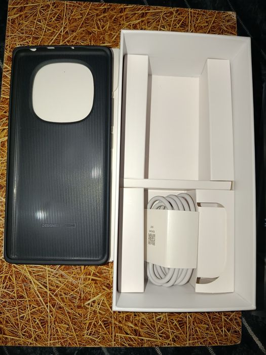 Смартфон Xiaomi Redmi Note 14 Pro